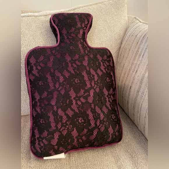 Witch’s Brew Plush Halloween Throw Pillow Bottle Shaped with Lace details NWT - Picture 4 of 4